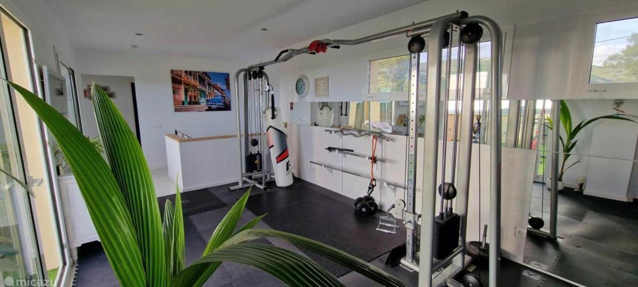 Villa Contenta Canyelles カニェレス エクステリア 写真